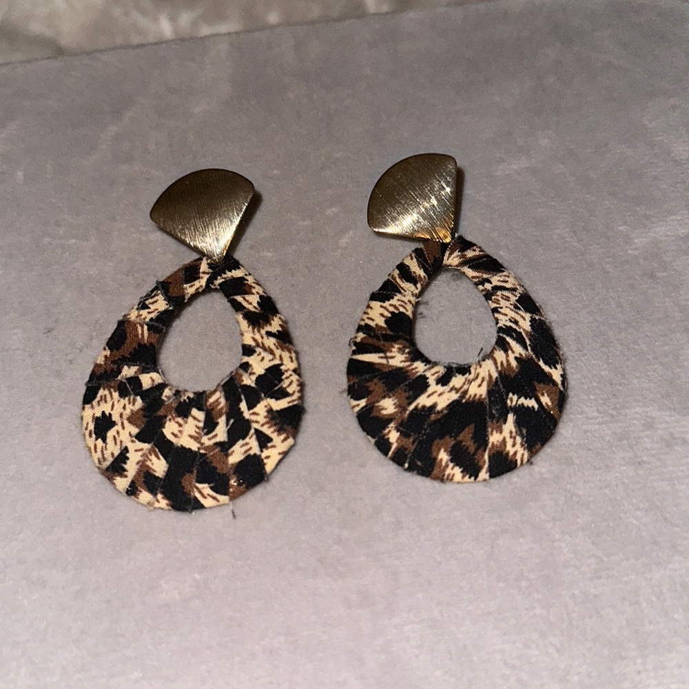Fashion earrings